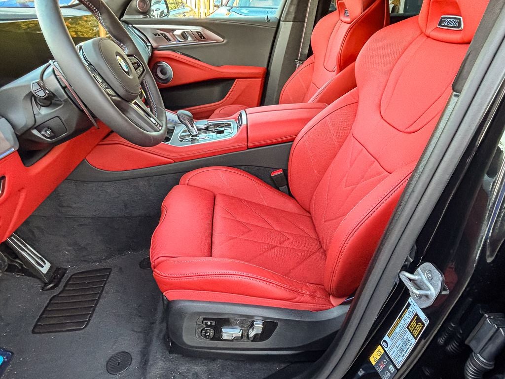 2026 BMW XM Base - Photo 17