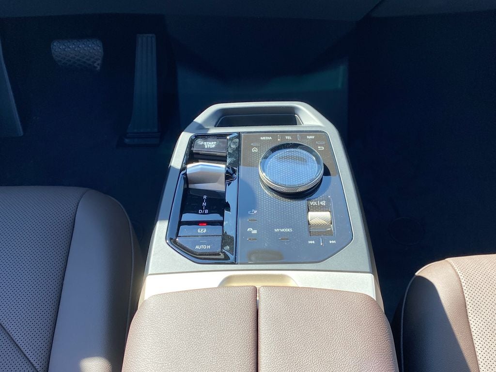 2026 BMW iX xDrive45