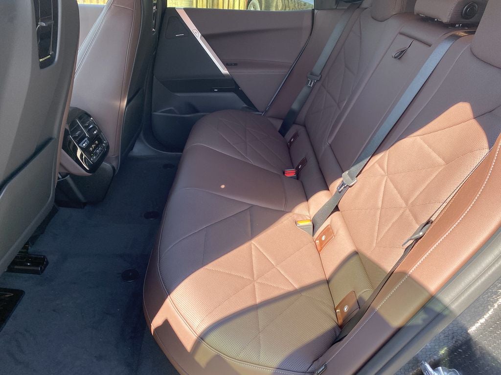 2026 BMW iX xDrive45