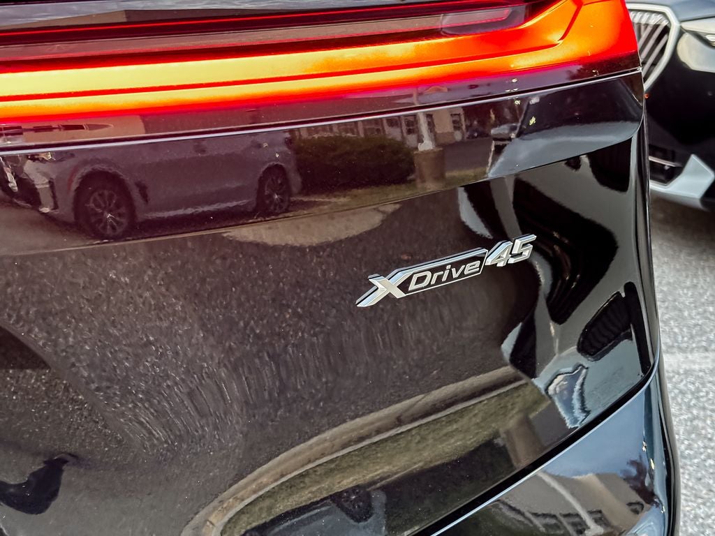 2026 BMW iX xDrive45