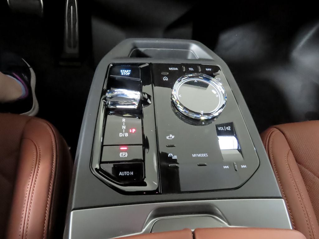 2026 BMW iX xDrive45