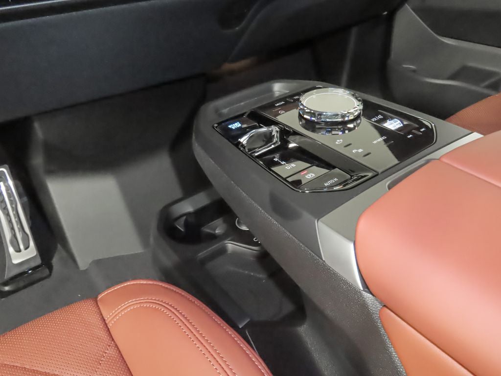 2026 BMW iX xDrive45