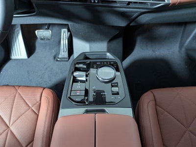 2026 BMW iX xDrive45