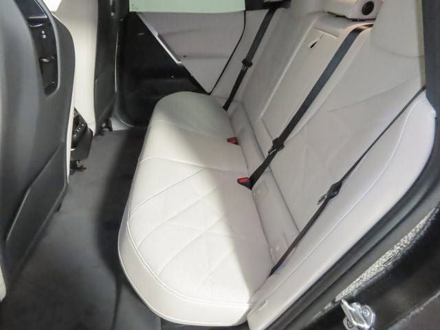 2026 BMW iX xDrive60