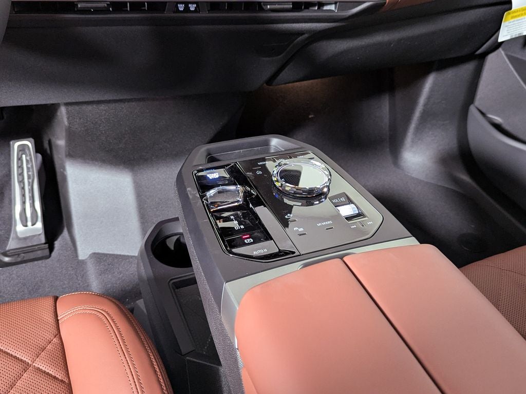 2026 BMW iX xDrive60