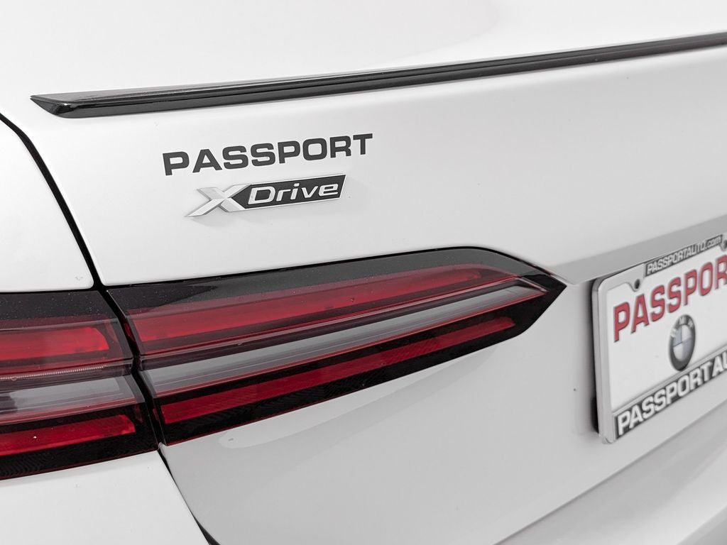 2027 BMW 550e 550e xDrive