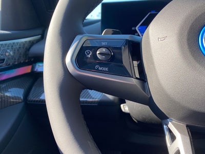 2027 BMW 550e 550e xDrive