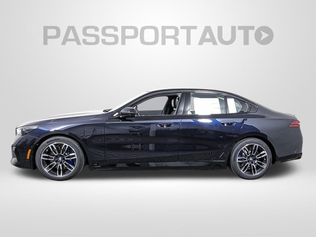 2026 BMW 5 Series 550e xDrive