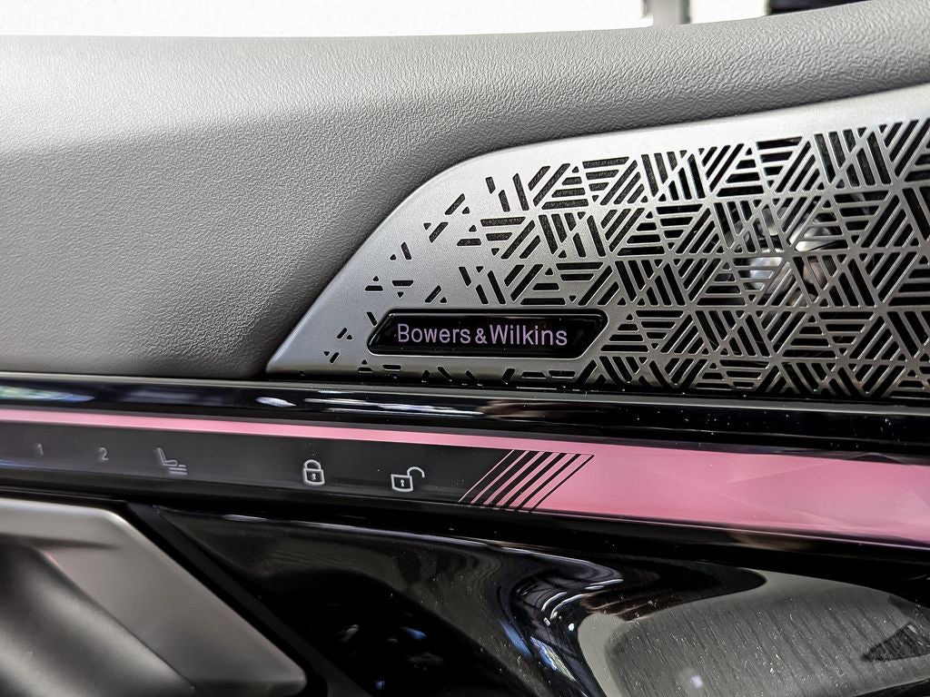 2026 BMW 5 Series 550e xDrive