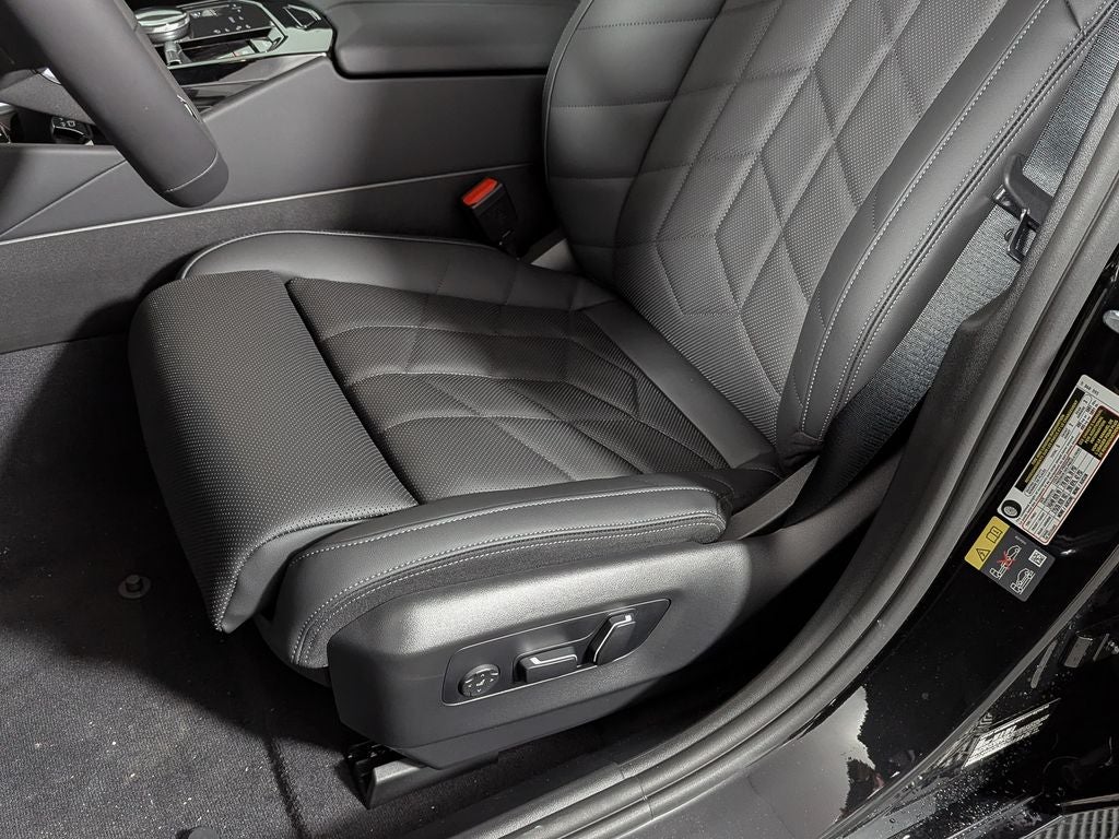 2026 BMW 5 Series 550e xDrive