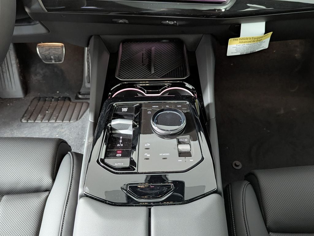 2026 BMW 5 Series 550e xDrive