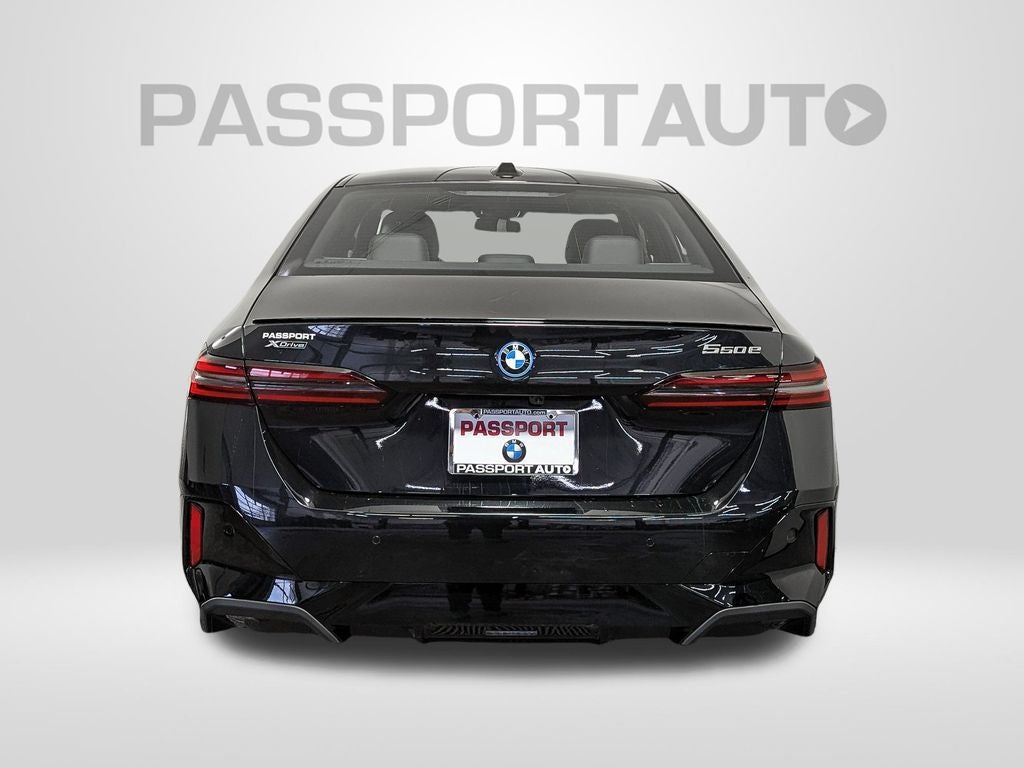 2026 BMW 5 Series 550e xDrive