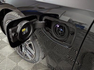 2026 BMW 5 Series 550e xDrive