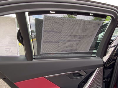 2027 BMW 550e Base