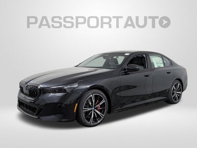 2027 BMW 550e Base