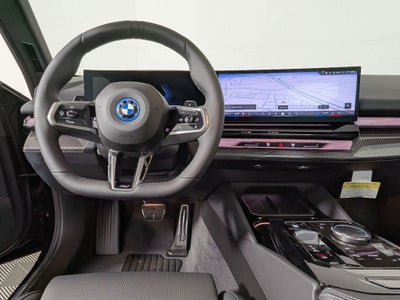 2027 BMW 550e Base