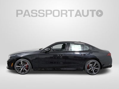 2027 BMW 550e Base