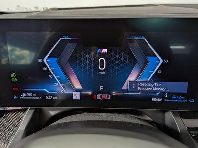 2027 BMW 550e Base