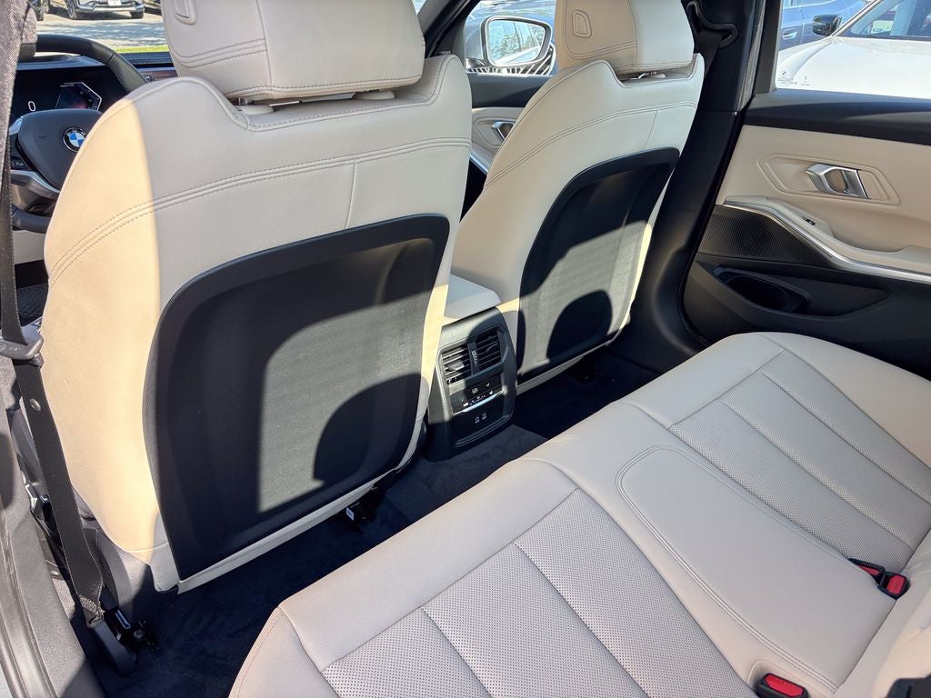 2026 BMW 3 Series 330i xDrive