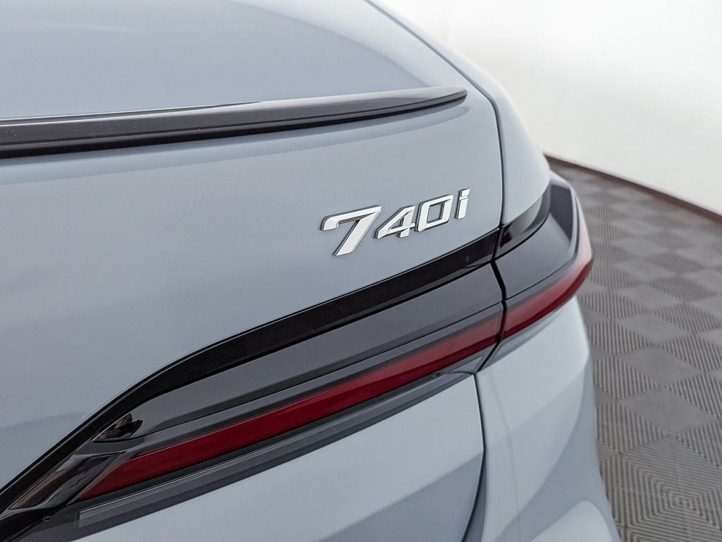 2026 BMW 7 Series 740i xDrive