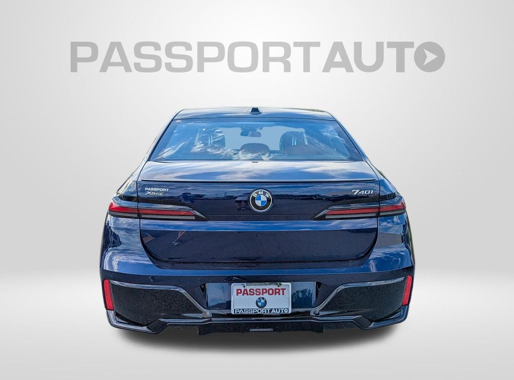 2026 BMW 7 Series 740i xDrive