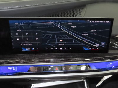 2025 BMW 7 Series 750e xDrive