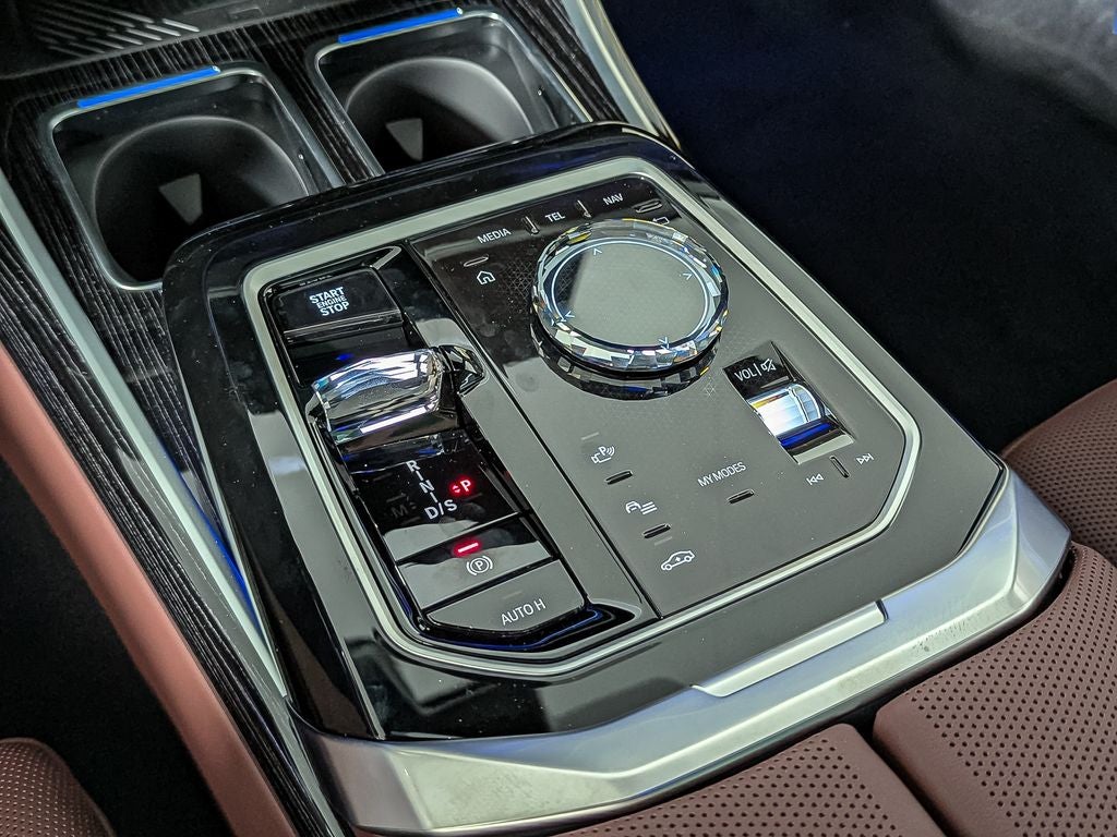 2026 BMW 7 Series 750e xDrive