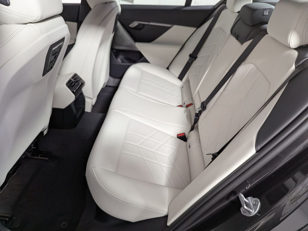 2027 BMW 5 Series 530i xDrive