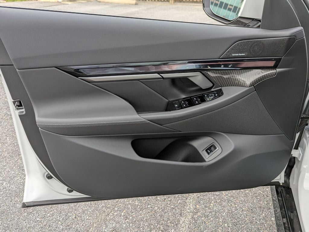 2027 BMW 5 Series 530i xDrive