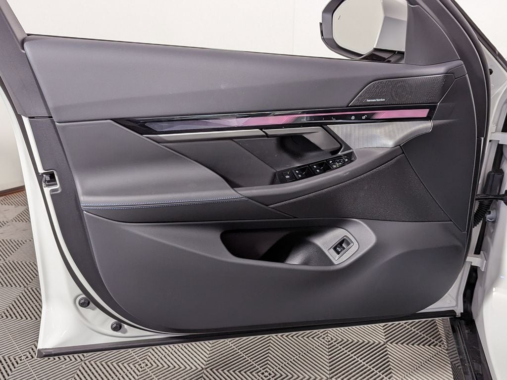 2027 BMW 5 Series 530i xDrive