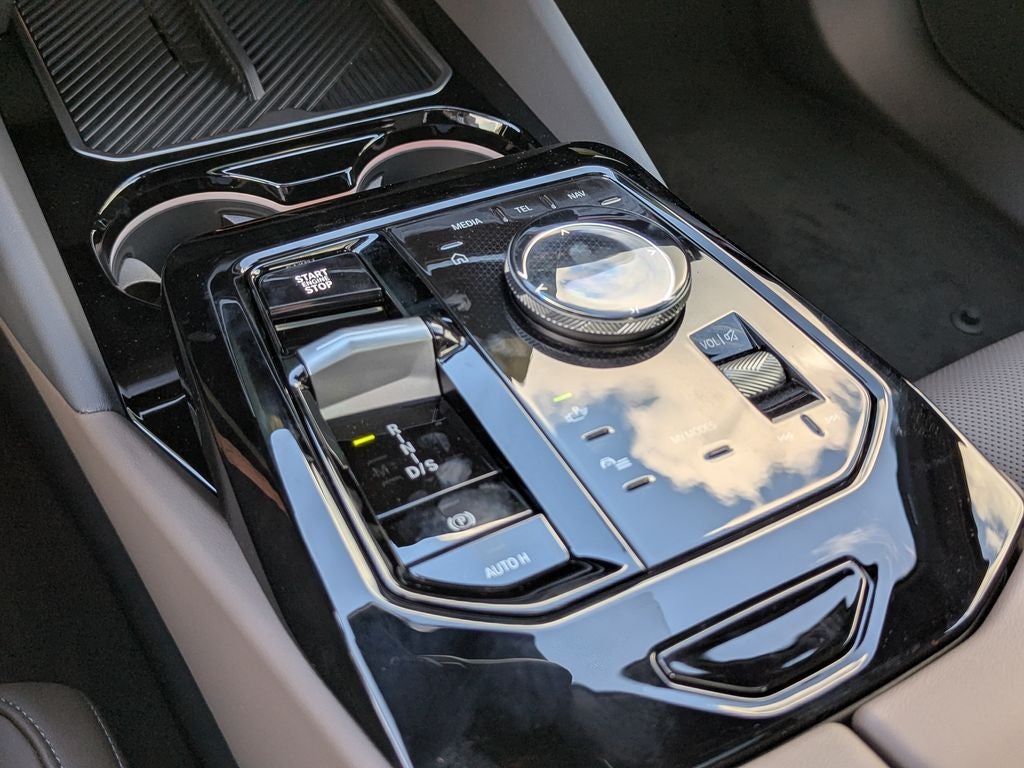 2027 BMW 5 Series 530i xDrive
