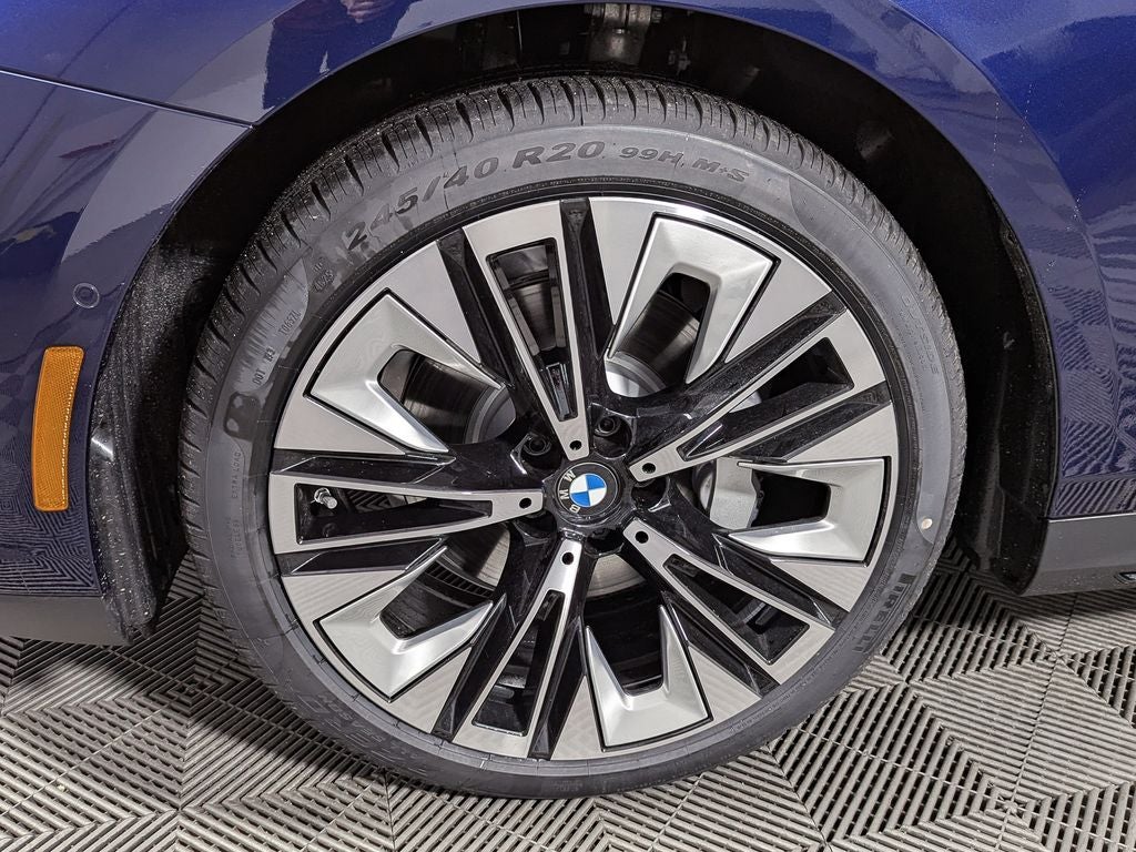 2026 BMW 5 Series 530i xDrive