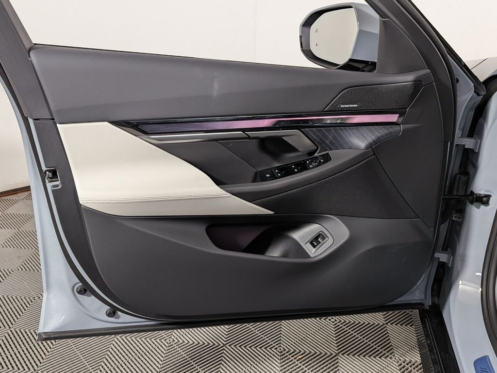 2027 BMW 5 Series 530i xDrive