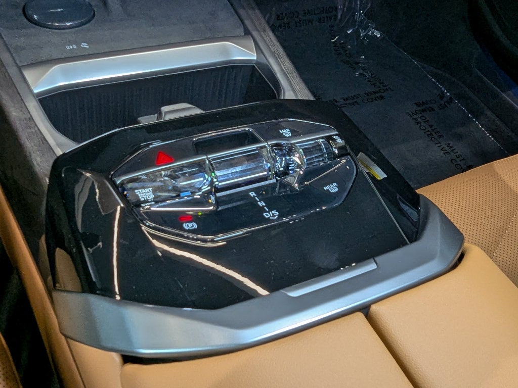 2027 BMW 7 Series 740i xDrive