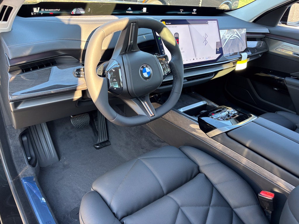 2027 BMW 7 Series 740i xDrive
