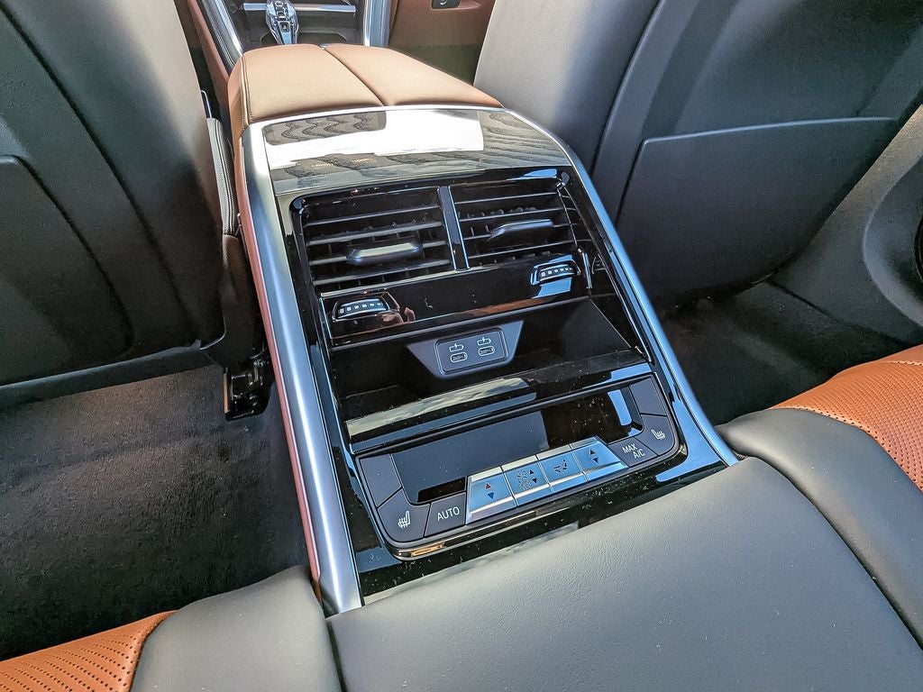 2026 BMW 8 Series 840