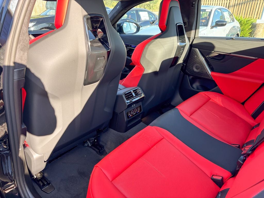 2027 BMW M5 Base
