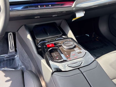 2027 BMW M5 Base