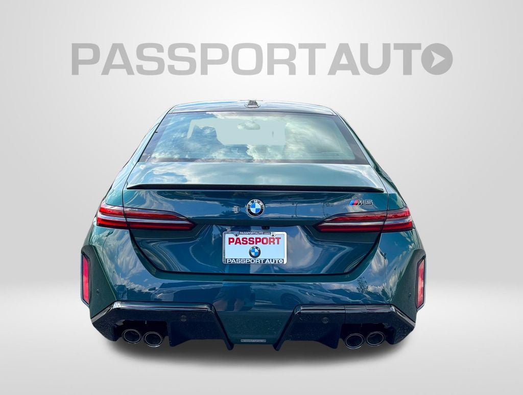 2027 BMW M5 Base