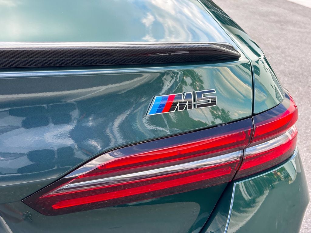 2027 BMW M5 Base