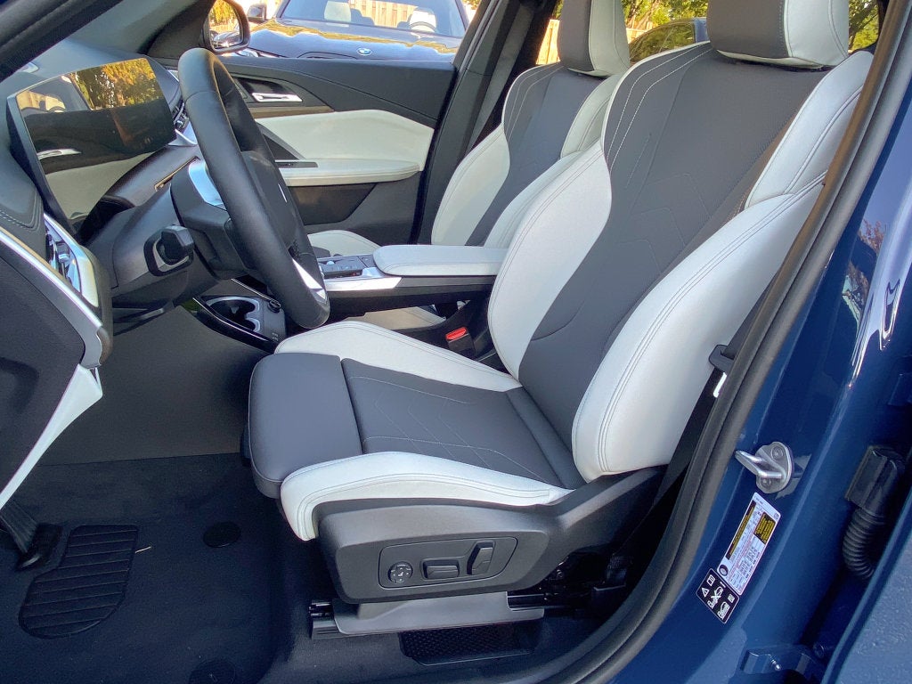 2027 BMW X1 xDrive28i