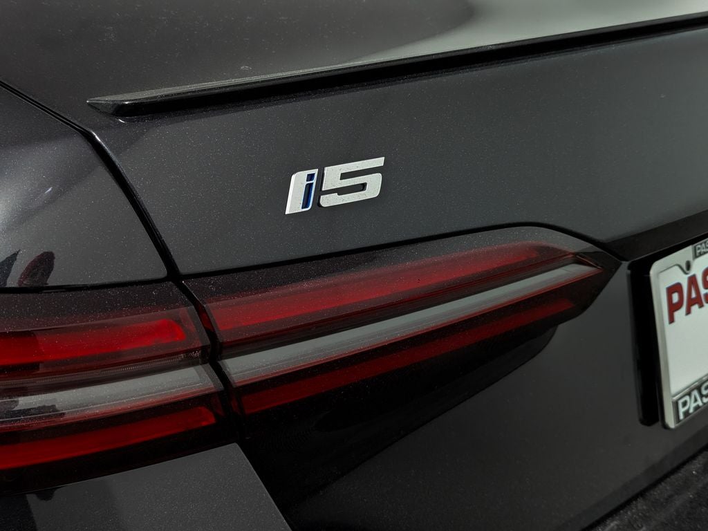 2026 BMW i5 xDrive40