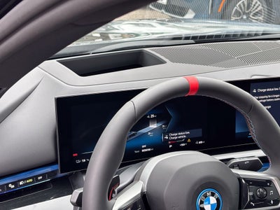 2025 BMW i5 M60