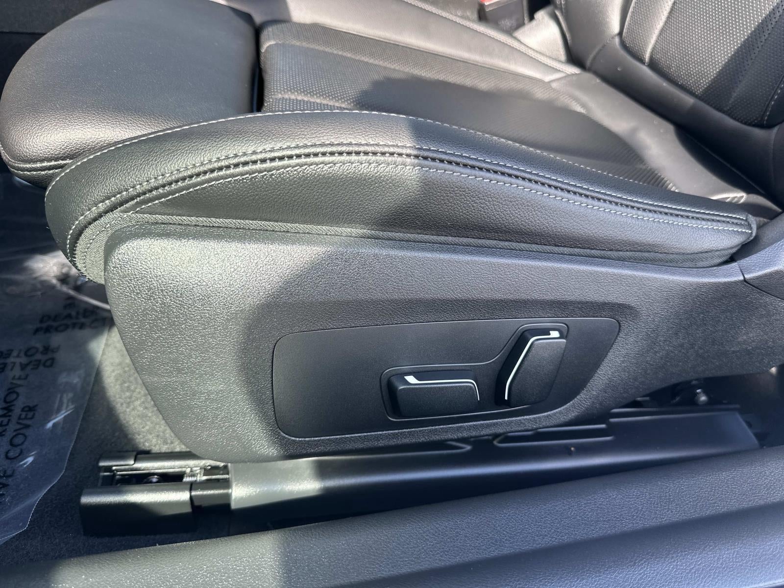 2025 BMW 2 Series M240i