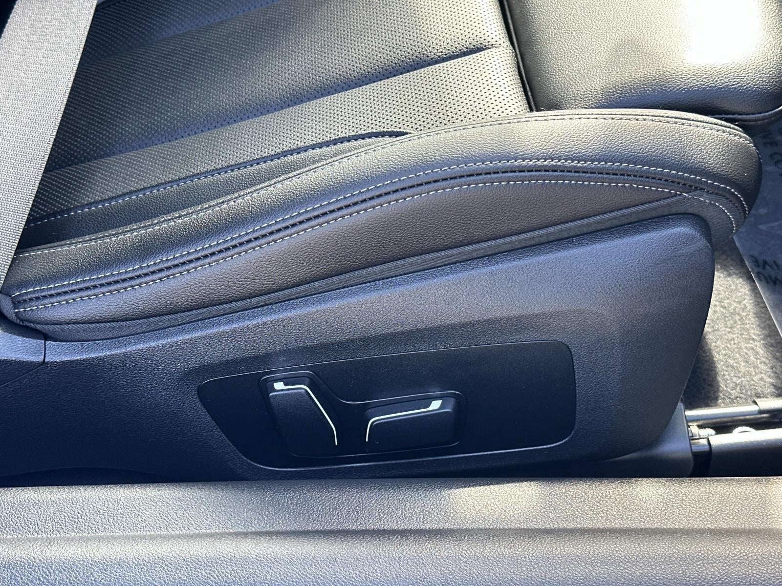 2025 BMW 2 Series M240i