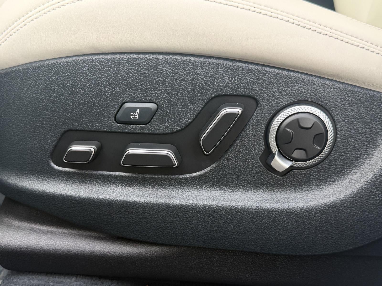 2025 Genesis Electrified GV70 Advanced