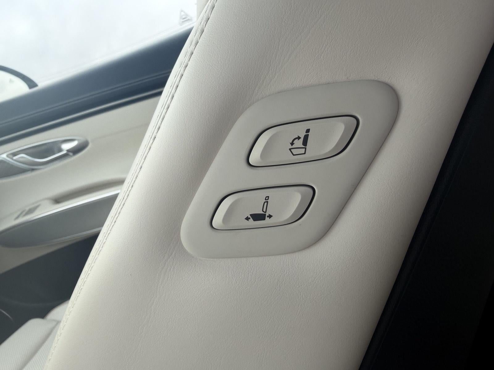 2025 Genesis Electrified GV70 Advanced