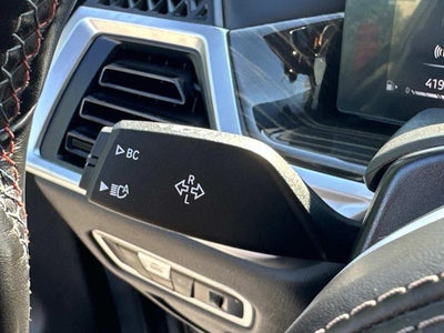 2023 BMW X7 M60i