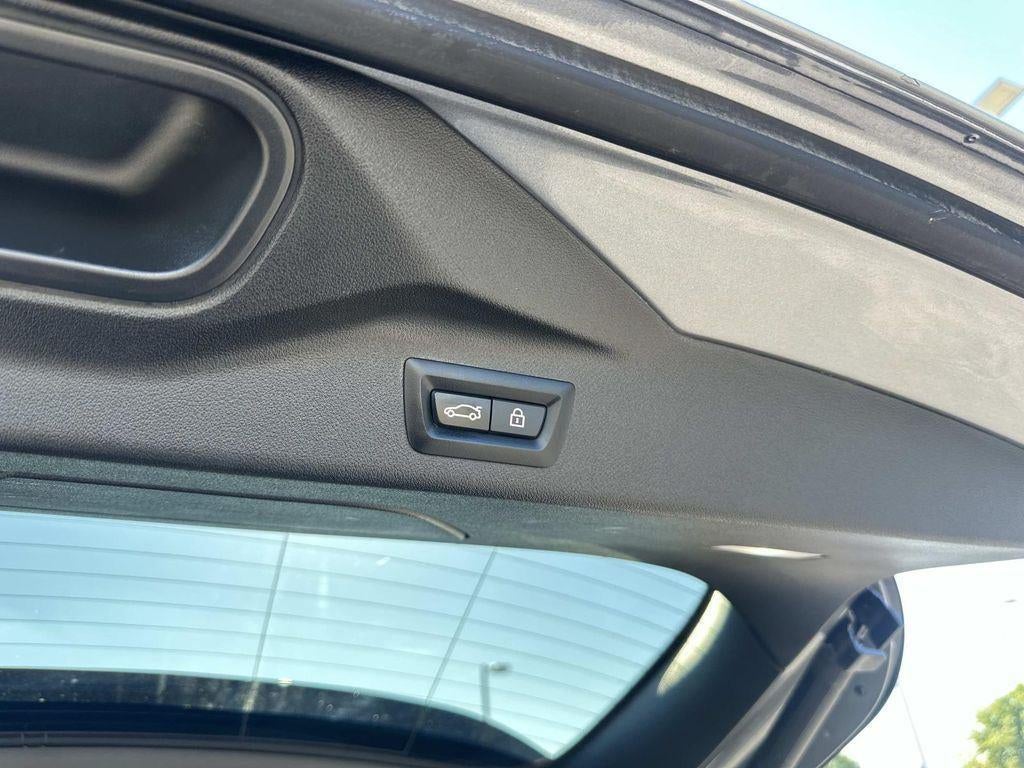 2023 BMW X7 M60i