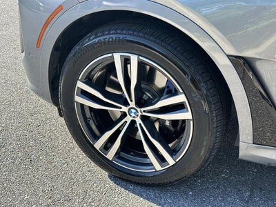 2023 BMW X7 M60i